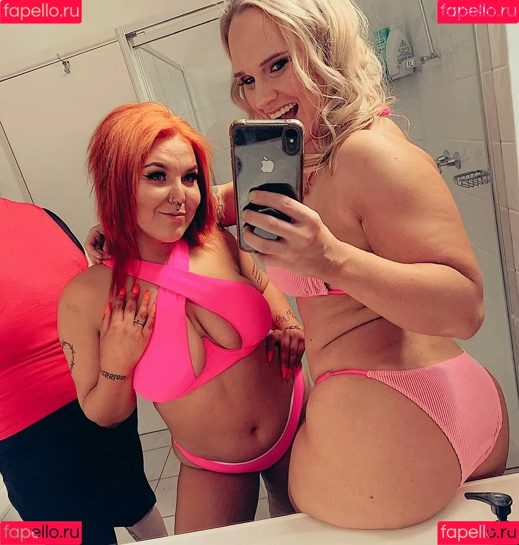 Shazza McKenzie / ShazzaMcKenzie / shaylamckenzie / shazza_mckenzie Onlyfans Photo Gallery 