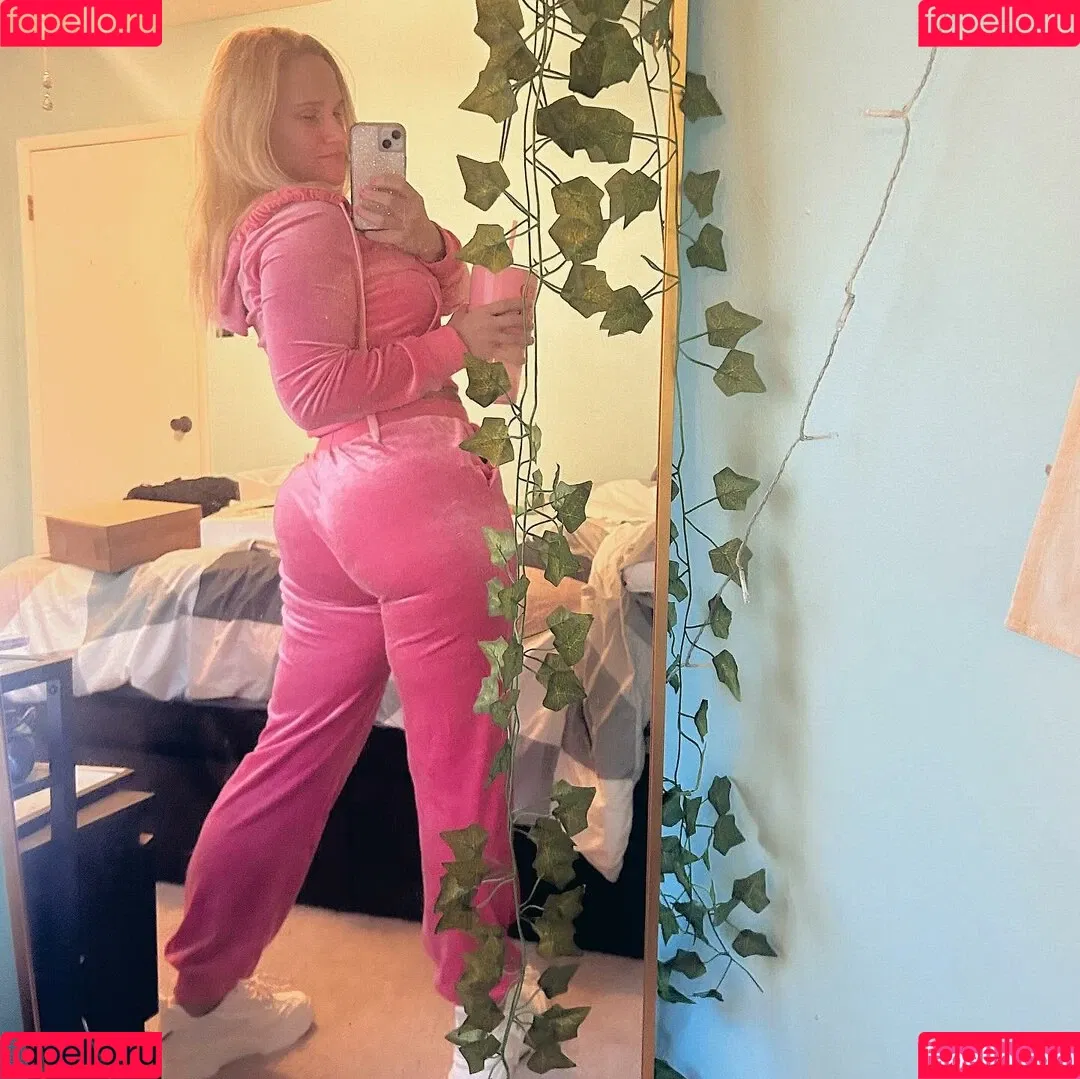Shazza McKenzie / ShazzaMcKenzie / shaylamckenzie / shazza_mckenzie Onlyfans Photo Gallery 