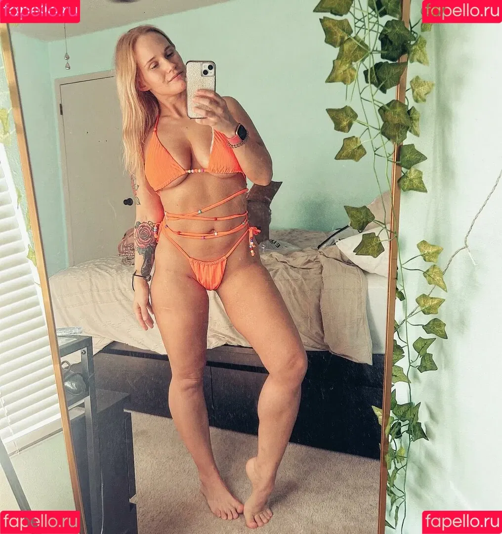 Shazza McKenzie / ShazzaMcKenzie / shaylamckenzie / shazza_mckenzie Onlyfans Photo Gallery 