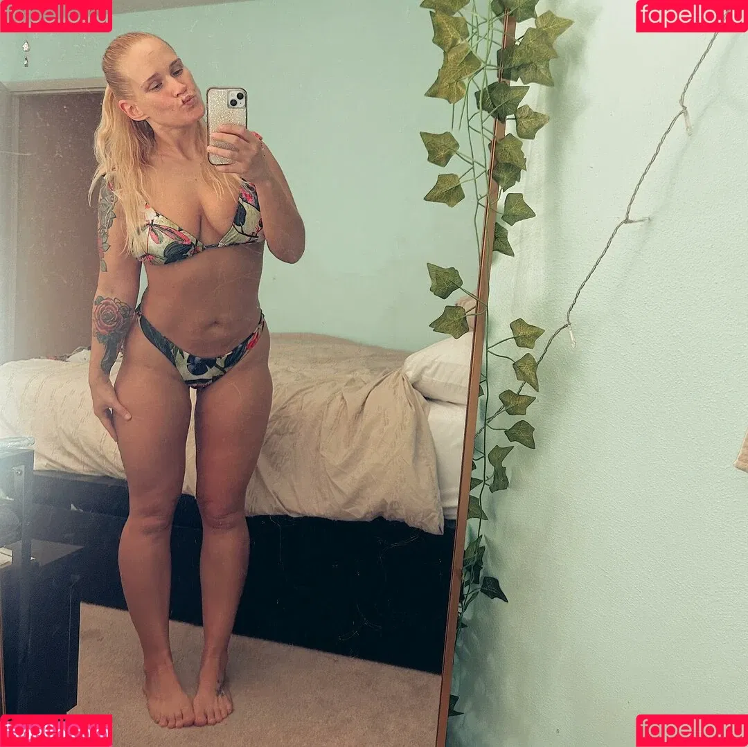 Shazza McKenzie / ShazzaMcKenzie / shaylamckenzie / shazza_mckenzie Onlyfans Photo Gallery 