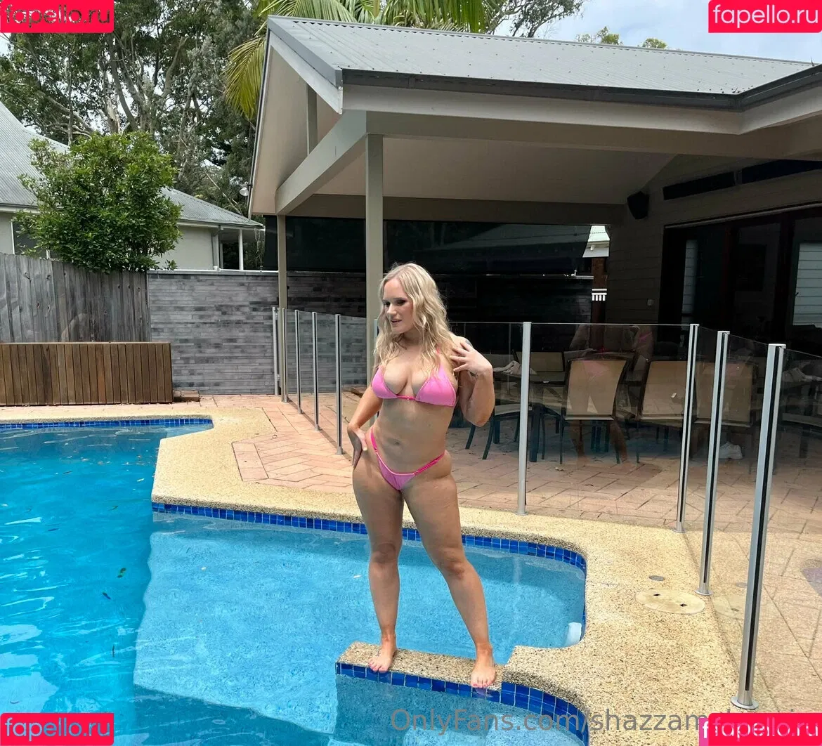 Shazza McKenzie / ShazzaMcKenzie / shaylamckenzie / shazza_mckenzie Onlyfans Photo Gallery 