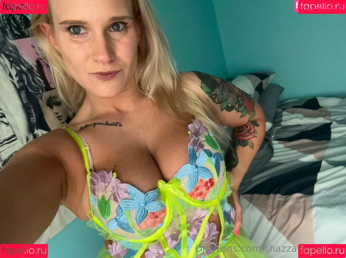 Shazza McKenzie / ShazzaMcKenzie / shaylamckenzie / shazza_mckenzie Onlyfans Photo Gallery 