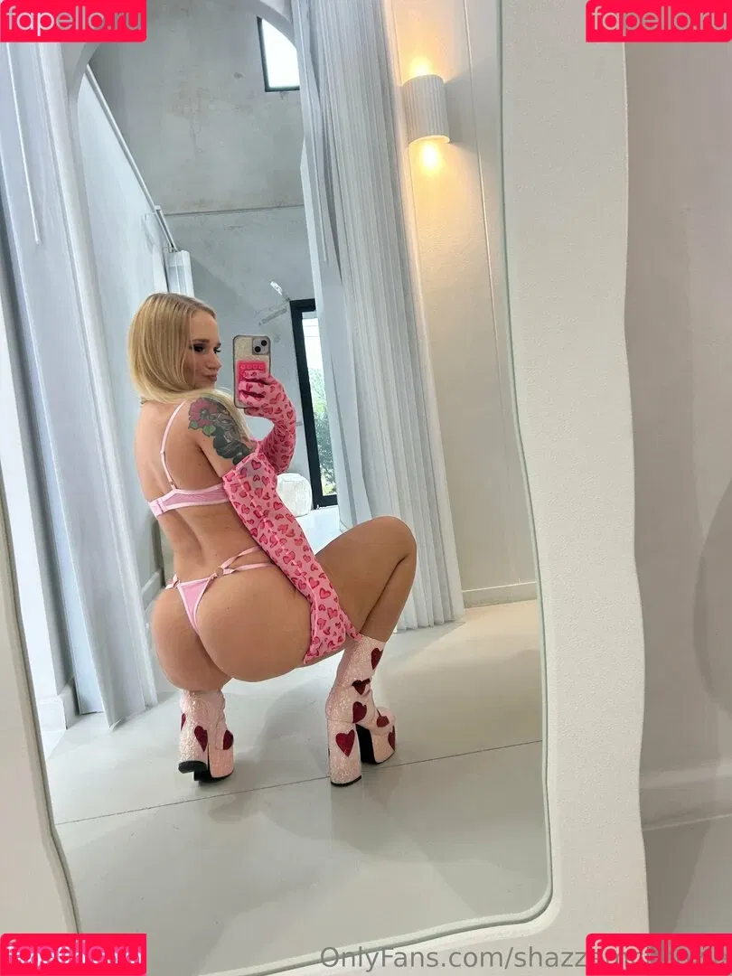Shazza McKenzie / ShazzaMcKenzie / shaylamckenzie / shazza_mckenzie Onlyfans Photo Gallery 