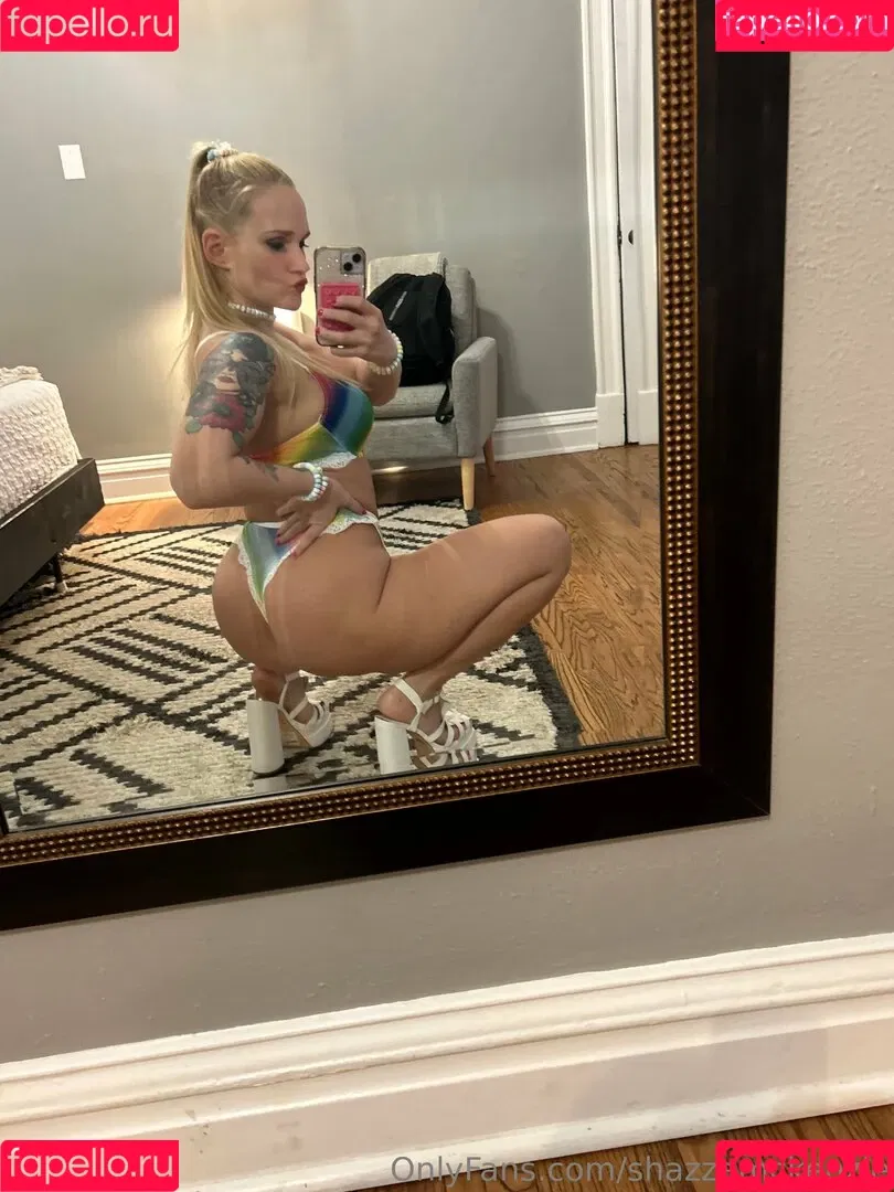 Shazza McKenzie / ShazzaMcKenzie / shaylamckenzie / shazza_mckenzie Onlyfans Photo Gallery 