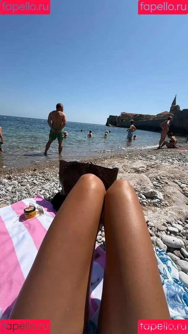 Marija Meglaj / marija_meglaj / marijameglaj Onlyfans Photo Gallery 