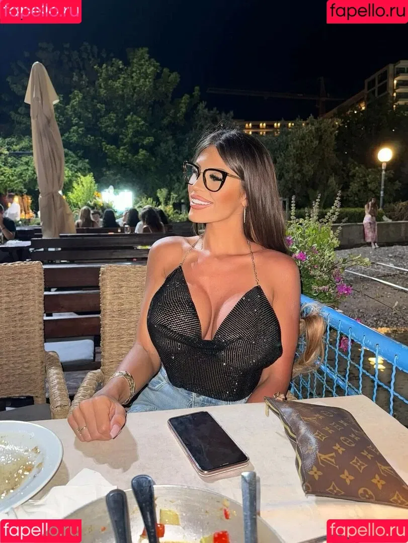 Marija Meglaj / marija_meglaj / marijameglaj Onlyfans Photo Gallery 