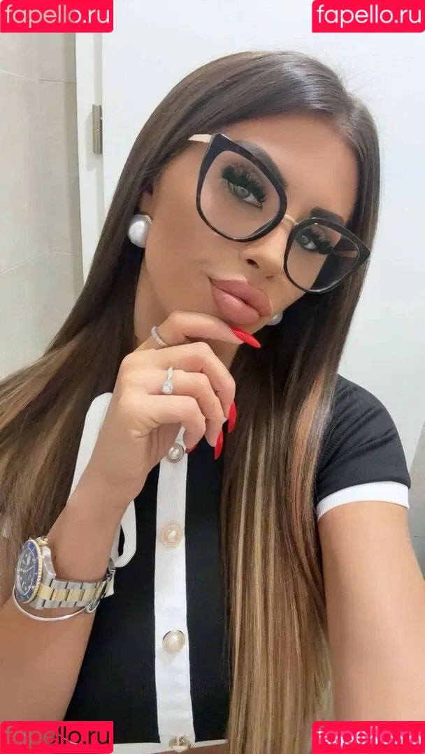 Marija Meglaj / marija_meglaj / marijameglaj Onlyfans Photo Gallery 