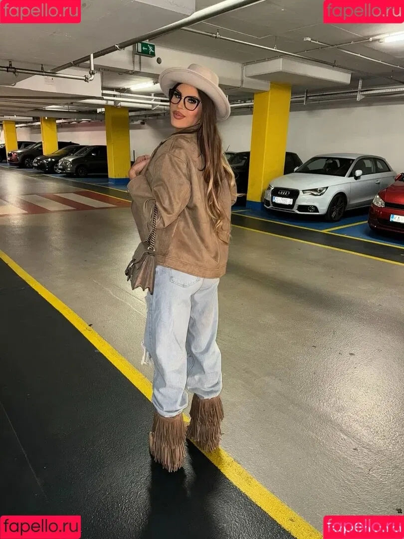 Marija Meglaj / marija_meglaj / marijameglaj Onlyfans Photo Gallery 