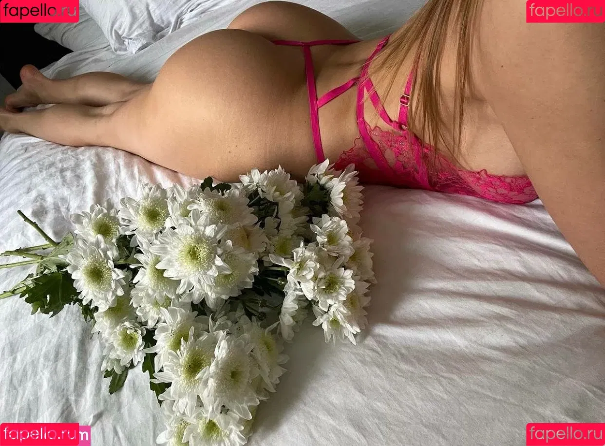 Yulchikbb / Yuliya Ekaterinburg Onlyfans Photo Gallery 