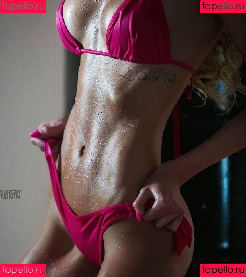 Yulchikbb / Yuliya Ekaterinburg Onlyfans Photo Gallery 