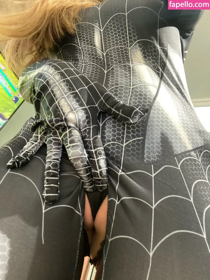 Beacskacica / beaciesca / beacskacicus Onlyfans Photo Gallery 