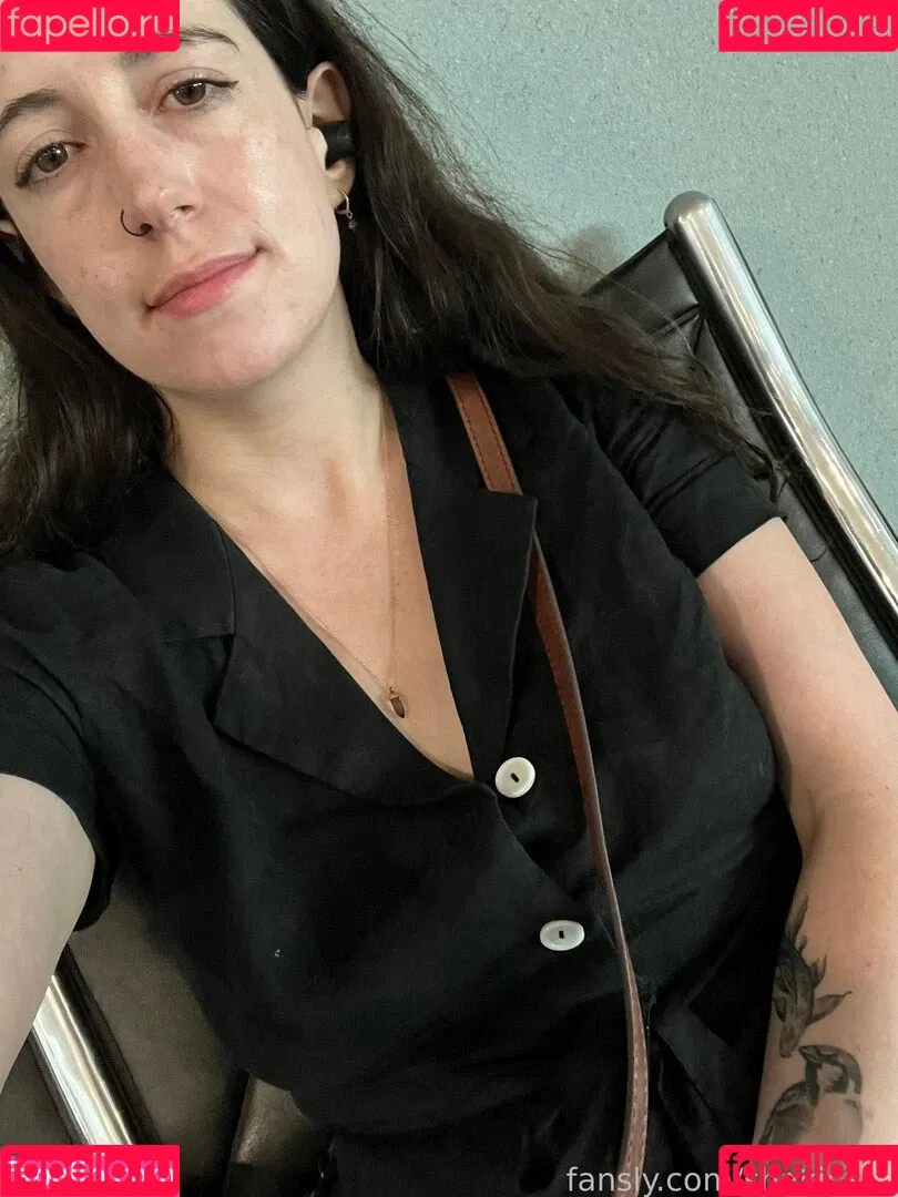 https: / shakicast Onlyfans Photo Gallery 