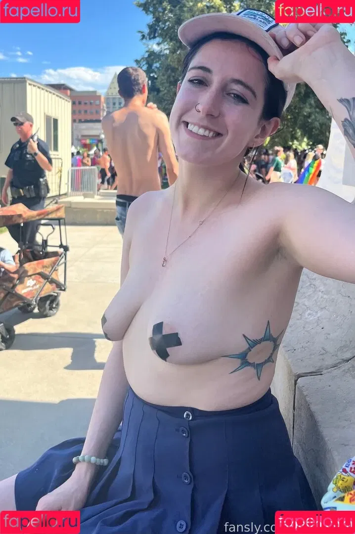https: / shakicast Onlyfans Photo Gallery 