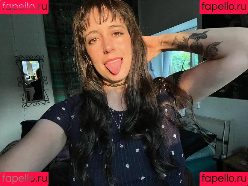 https: / shakicast Onlyfans Photo Gallery 