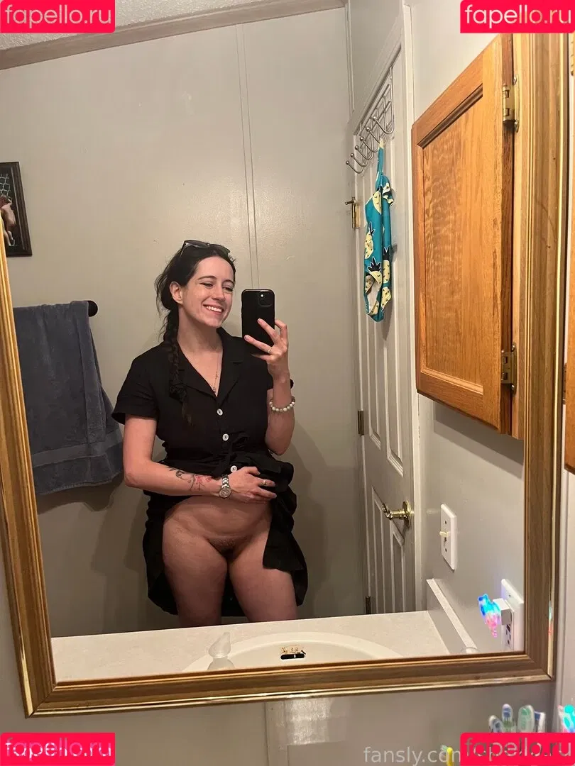 https: / shakicast Onlyfans Photo Gallery 