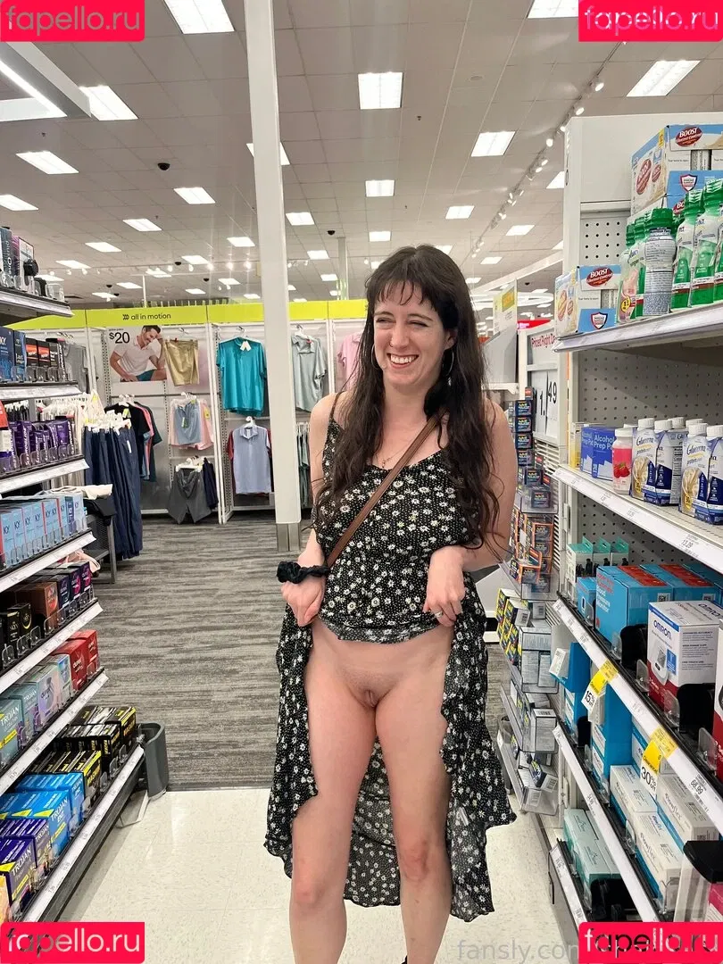https: / shakicast Onlyfans Photo Gallery 