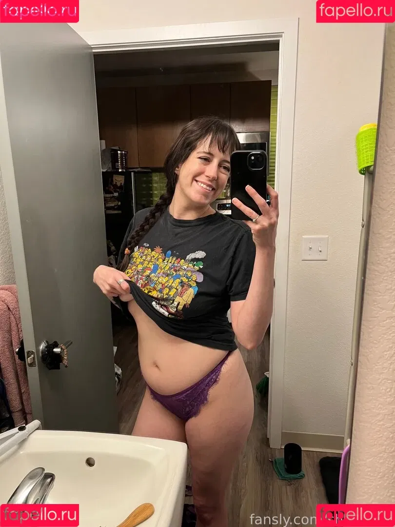 https: / shakicast Onlyfans Photo Gallery 