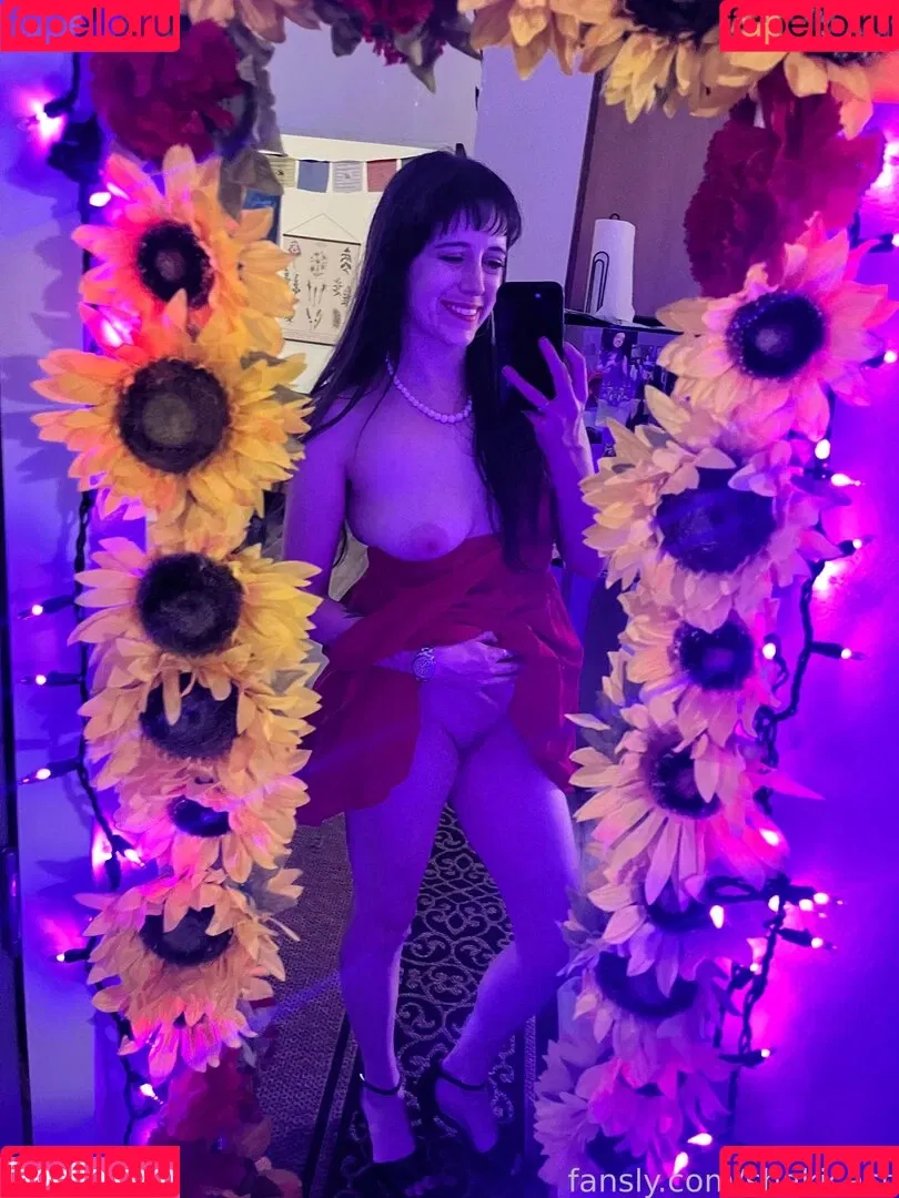https: / shakicast Onlyfans Photo Gallery 
