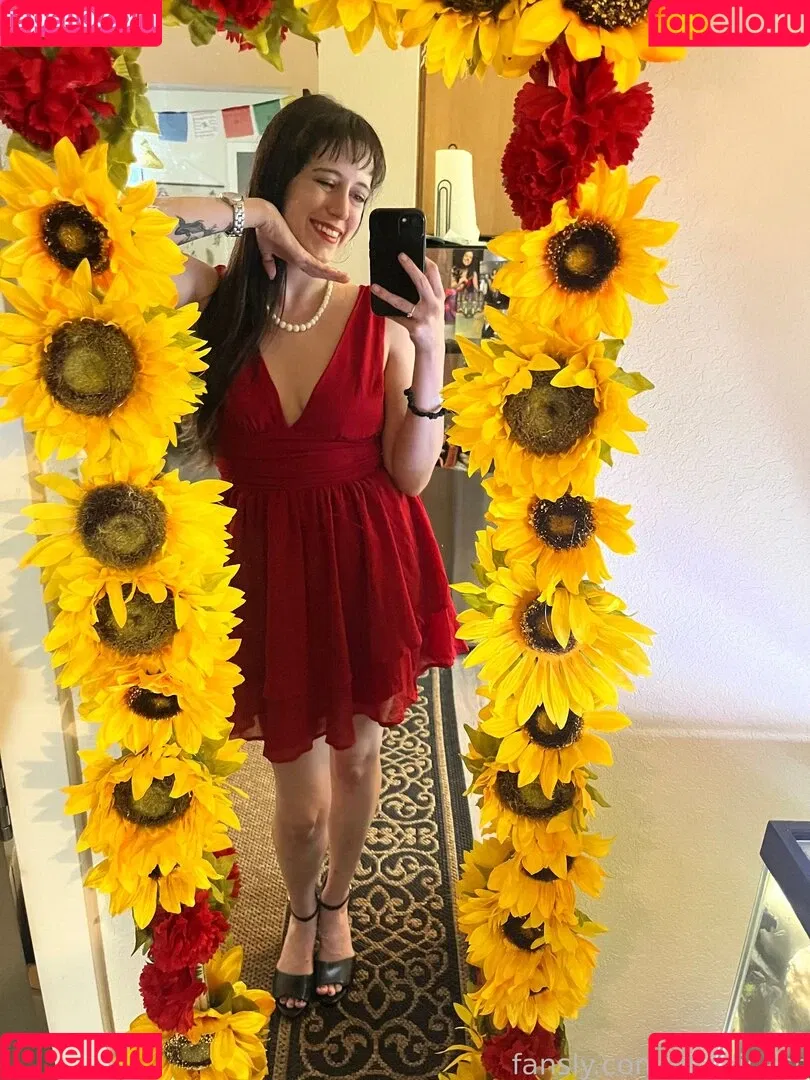 https: / shakicast Onlyfans Photo Gallery 