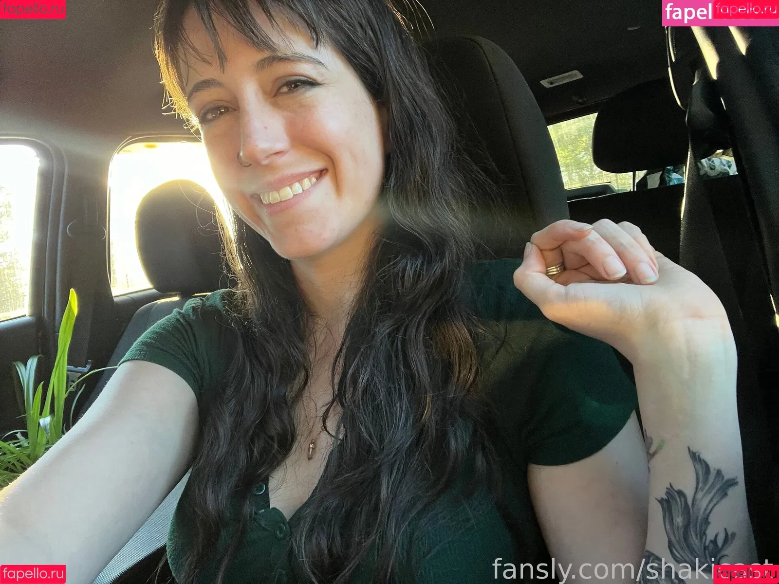 https: / shakicast Onlyfans Photo Gallery 