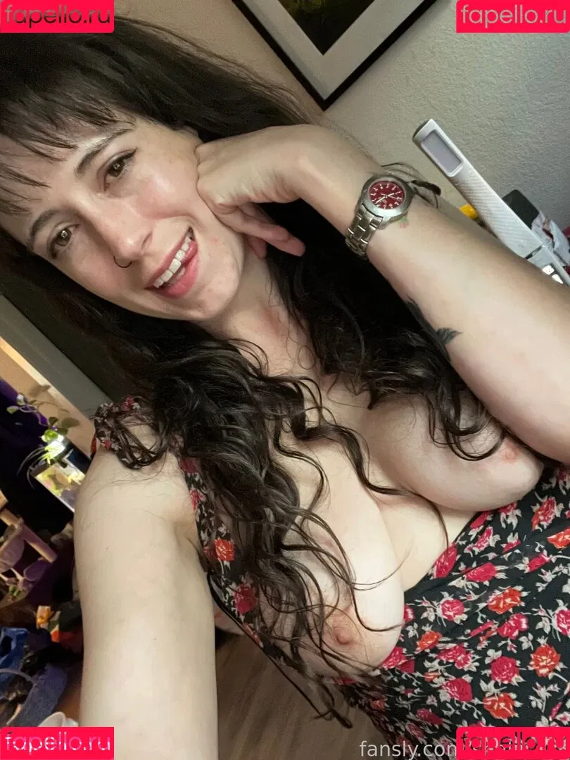 https: / shakicast Onlyfans Photo Gallery 