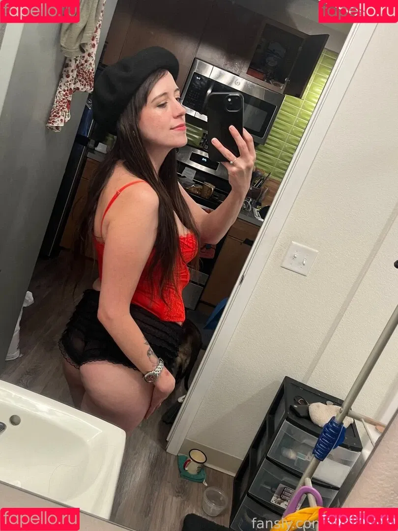 https: / shakicast Onlyfans Photo Gallery 