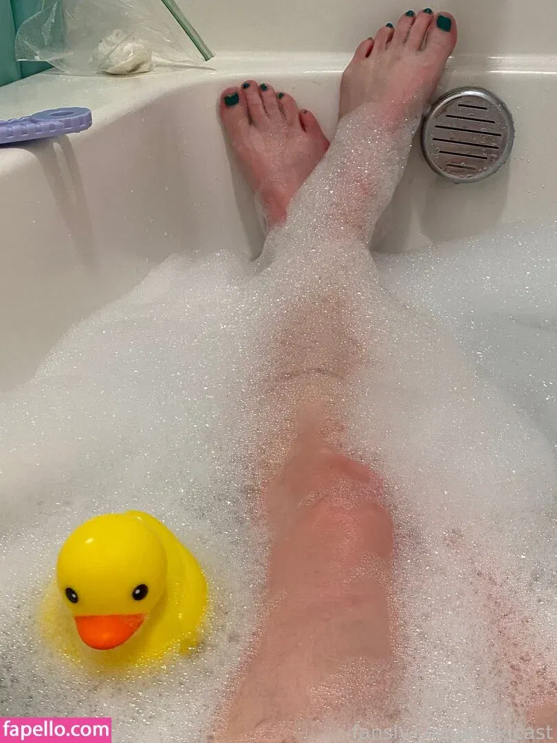 https: / shakicast Onlyfans Photo Gallery 