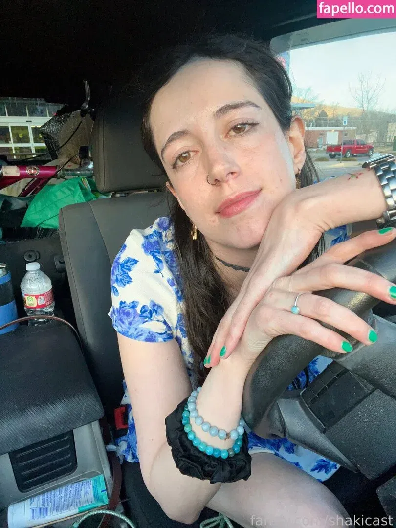 https: / shakicast Onlyfans Photo Gallery 