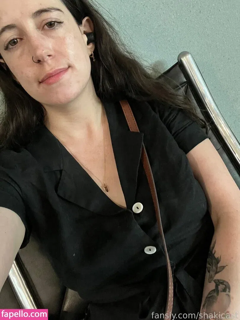 https: / shakicast Onlyfans Photo Gallery 