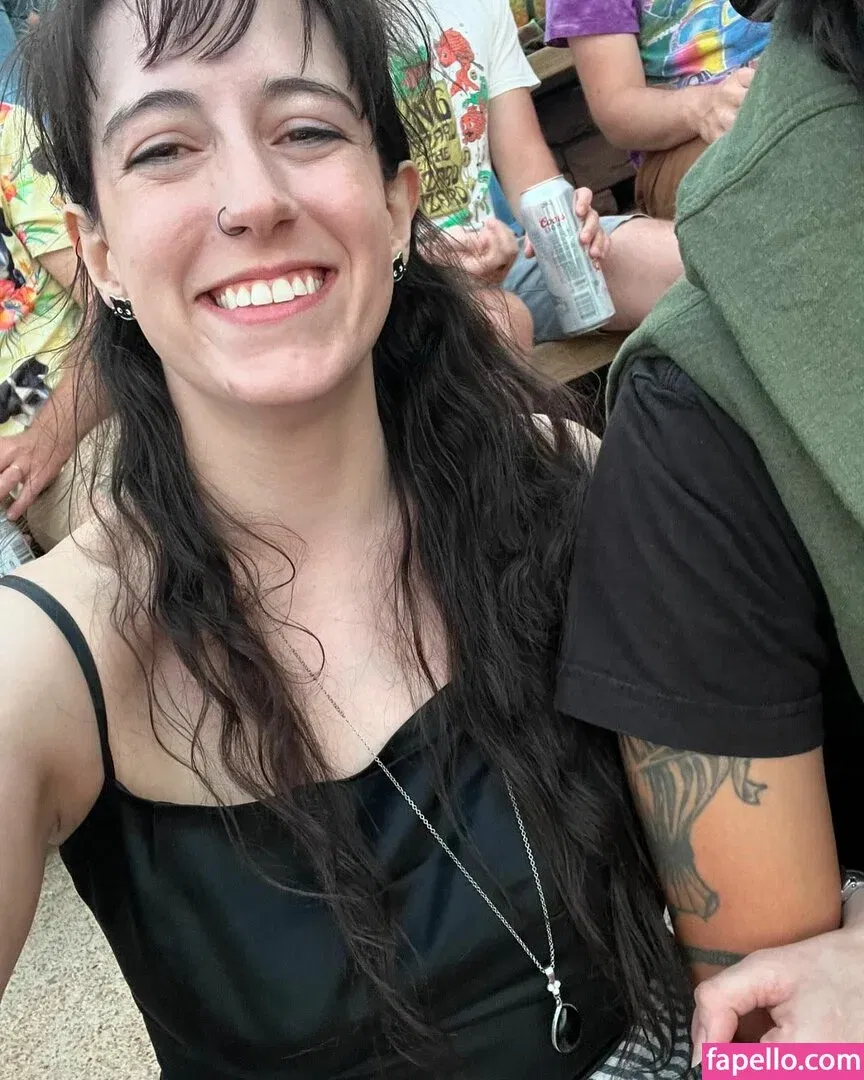 https: / shakicast Onlyfans Photo Gallery 