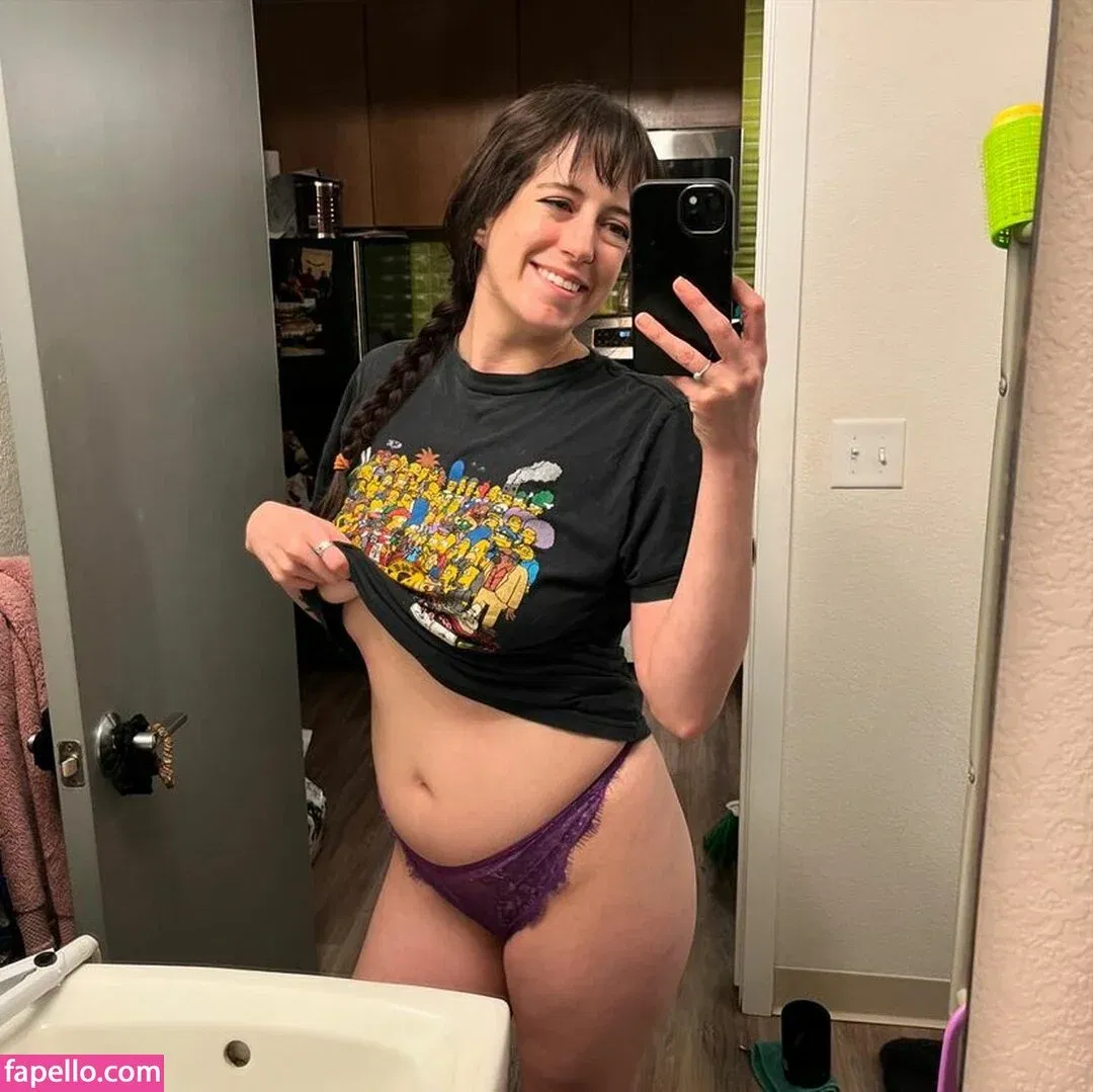 https: / shakicast Onlyfans Photo Gallery 