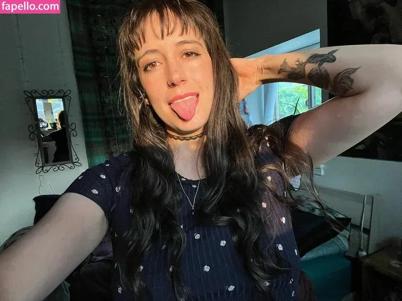 https: / shakicast Onlyfans Photo Gallery 