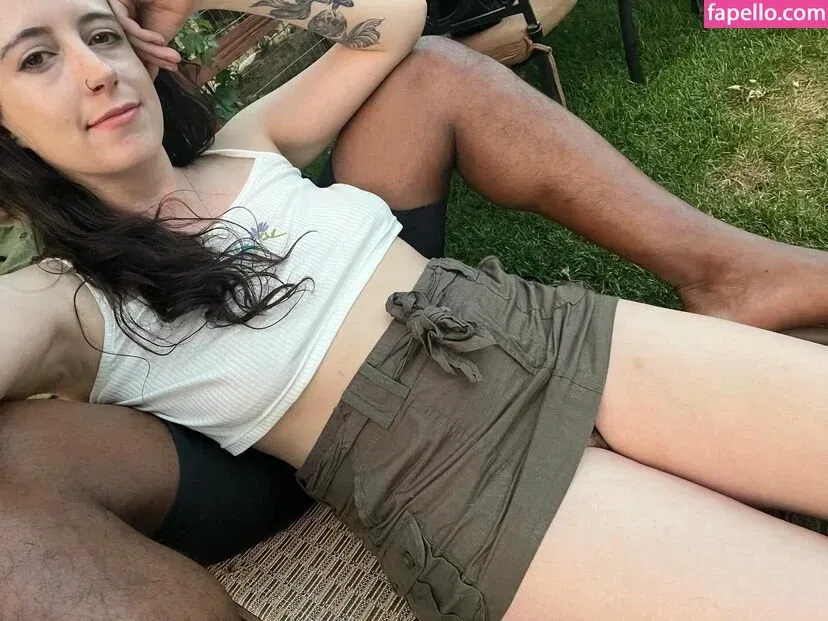 https: / shakicast Onlyfans Photo Gallery 