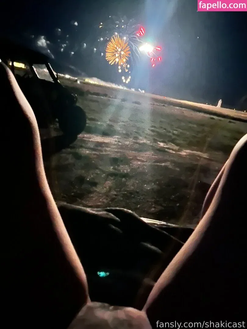 https: / shakicast Onlyfans Photo Gallery 