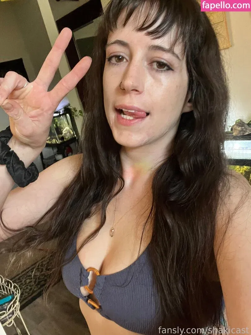 https: / shakicast Onlyfans Photo Gallery 