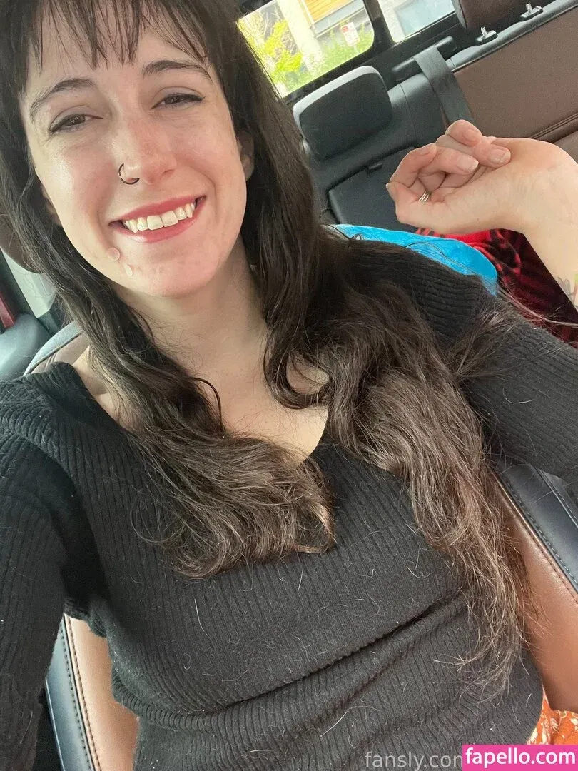 https: / shakicast Onlyfans Photo Gallery 