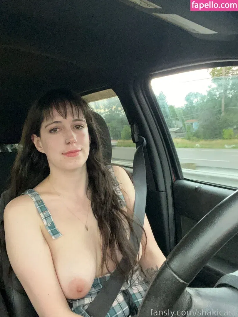 https: / shakicast Onlyfans Photo Gallery 