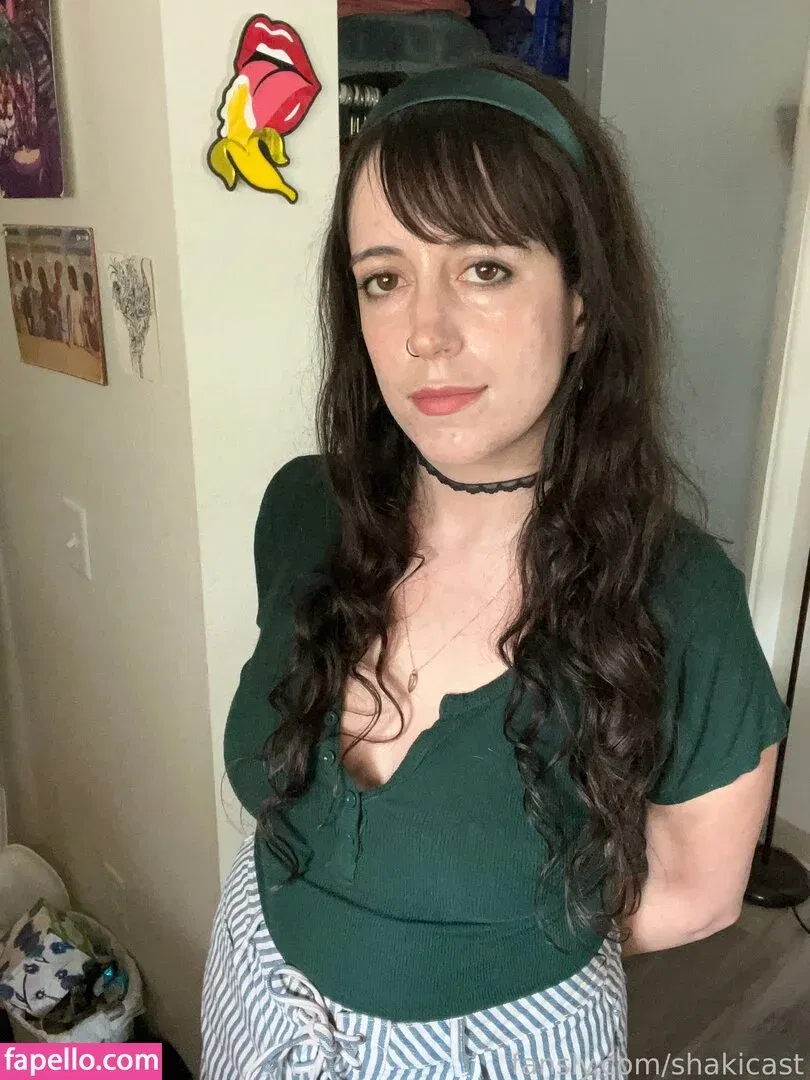 https: / shakicast Onlyfans Photo Gallery 