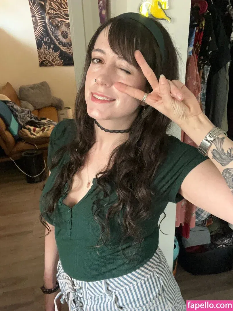 https: / shakicast Onlyfans Photo Gallery 