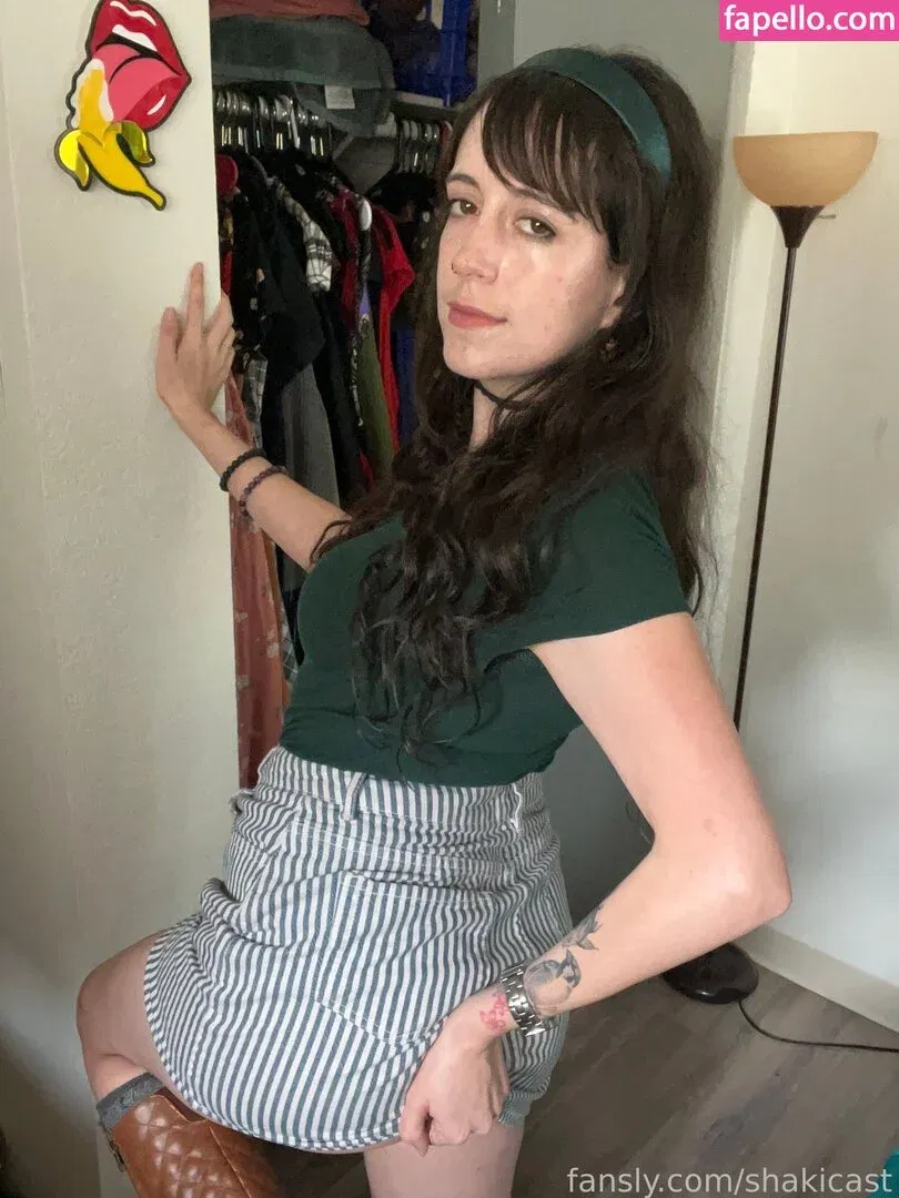 https: / shakicast Onlyfans Photo Gallery 