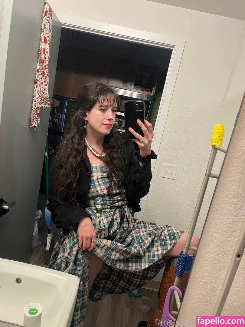 https: / shakicast Onlyfans Photo Gallery 