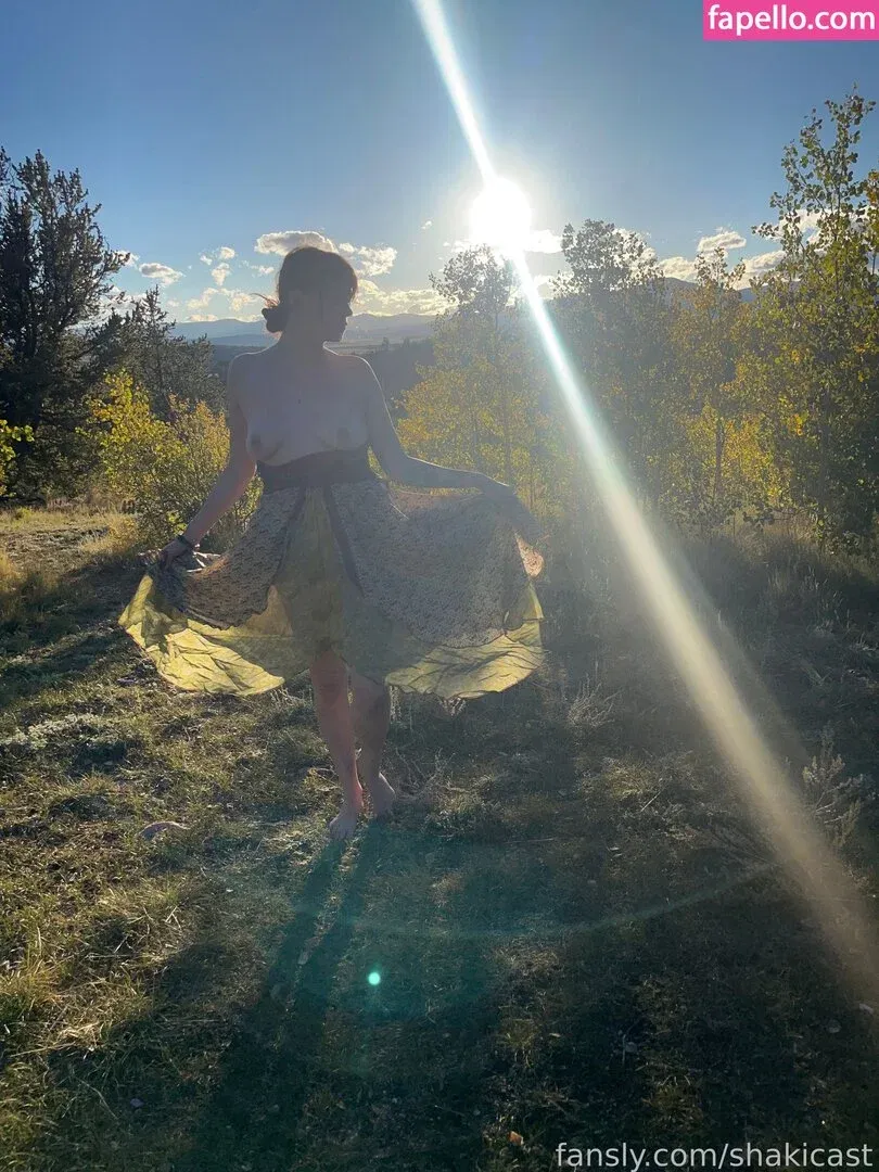 https: / shakicast Onlyfans Photo Gallery 