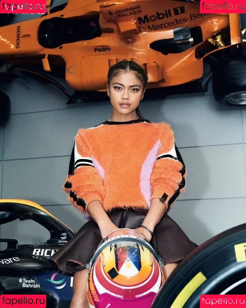 Bianca Bustamante / Racerbia Onlyfans Photo Gallery 