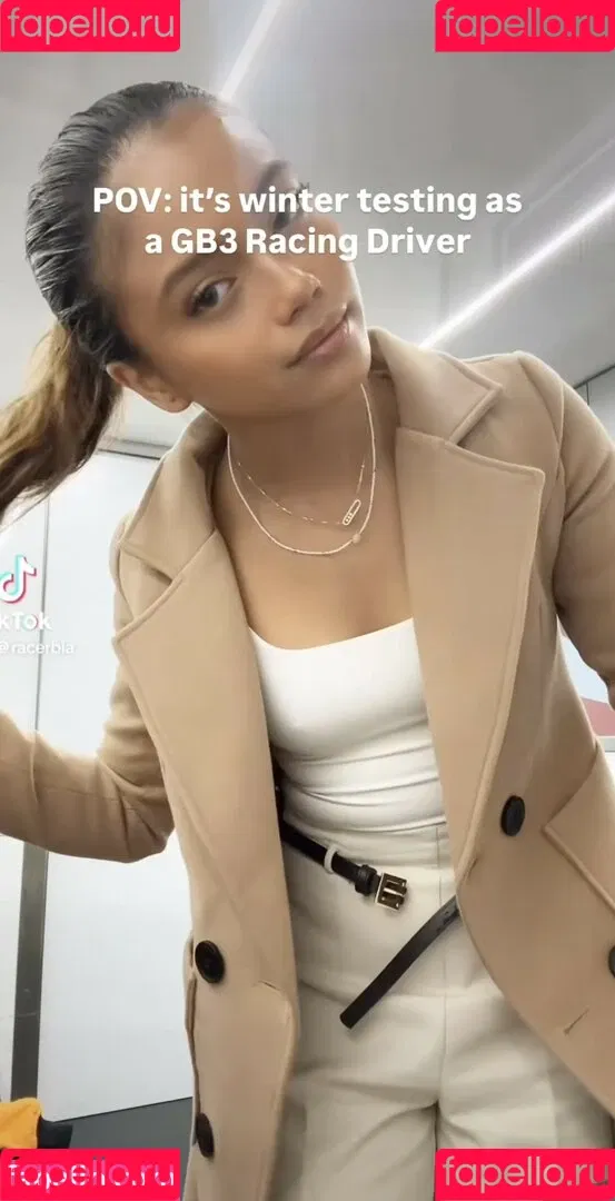 Bianca Bustamante / Racerbia Onlyfans Photo Gallery 