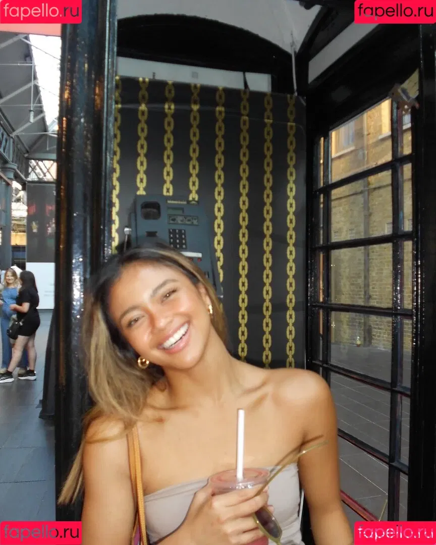 Bianca Bustamante / Racerbia Onlyfans Photo Gallery 