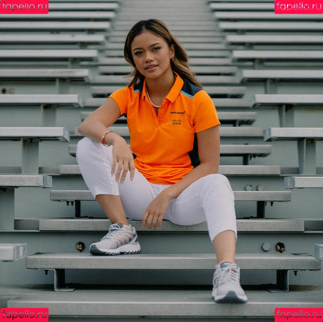 Bianca Bustamante / Racerbia Onlyfans Photo Gallery 
