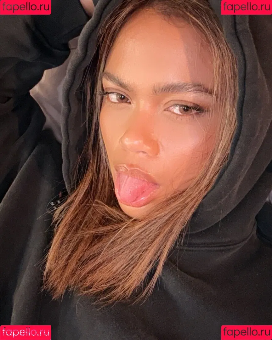 Bianca Bustamante / Racerbia Onlyfans Photo Gallery 