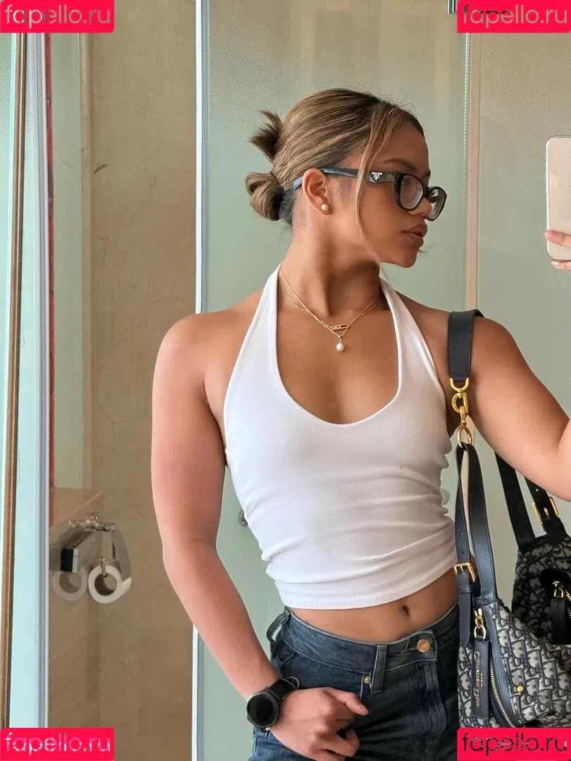 Bianca Bustamante / Racerbia Onlyfans Photo Gallery 