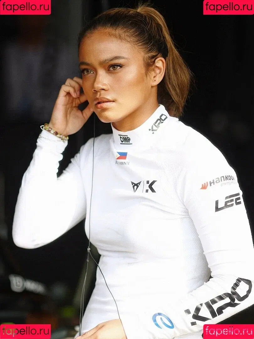 Bianca Bustamante / Racerbia Onlyfans Photo Gallery 