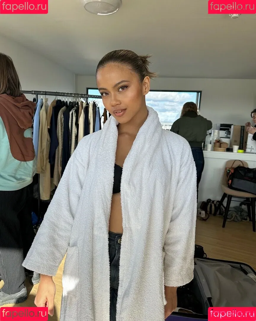 Bianca Bustamante / Racerbia Onlyfans Photo Gallery 